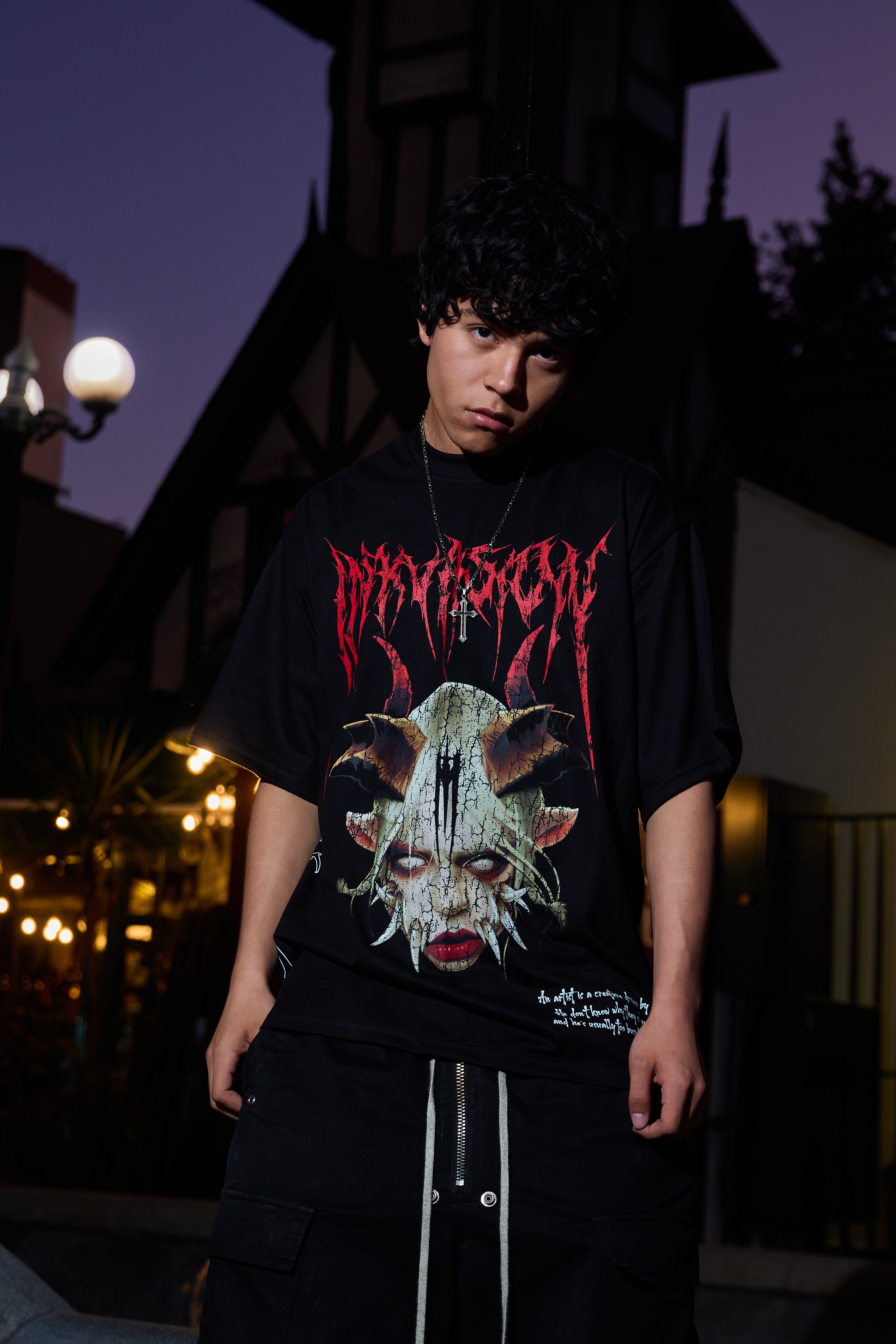 POLERA PEQUEÑA SUCCUBUS