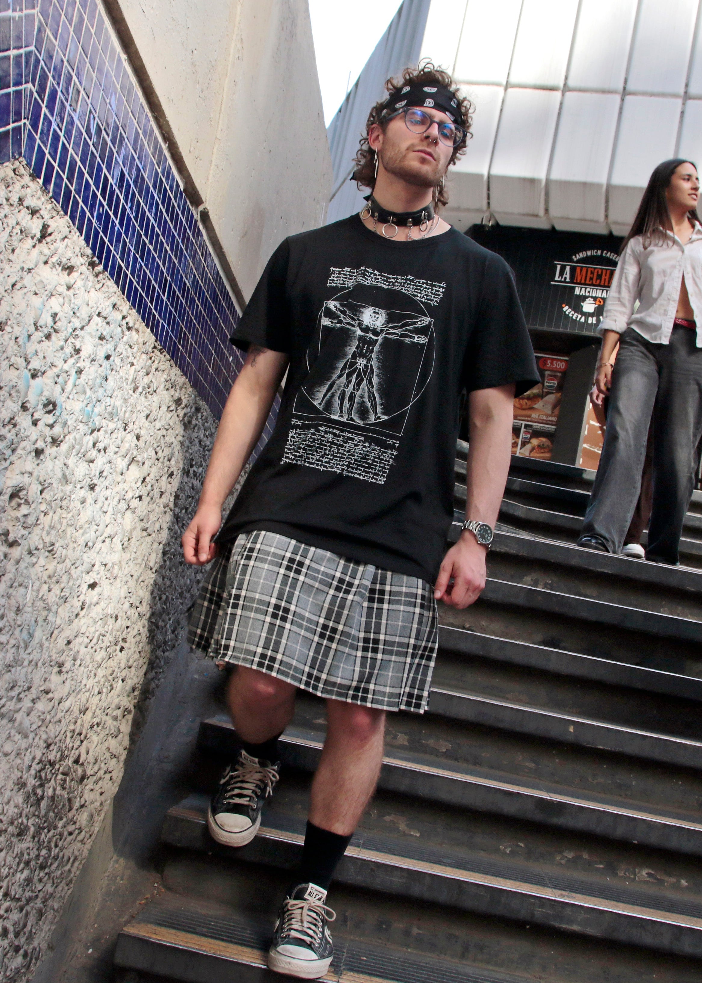 POLERA NEGRA DA VINCI